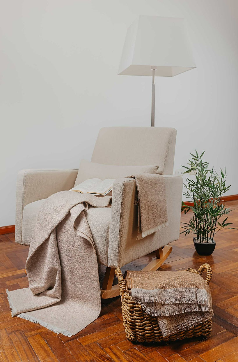 KUNA - Vivir Decke – Baby‑Alpaka (Eco Line, ungefärbt)