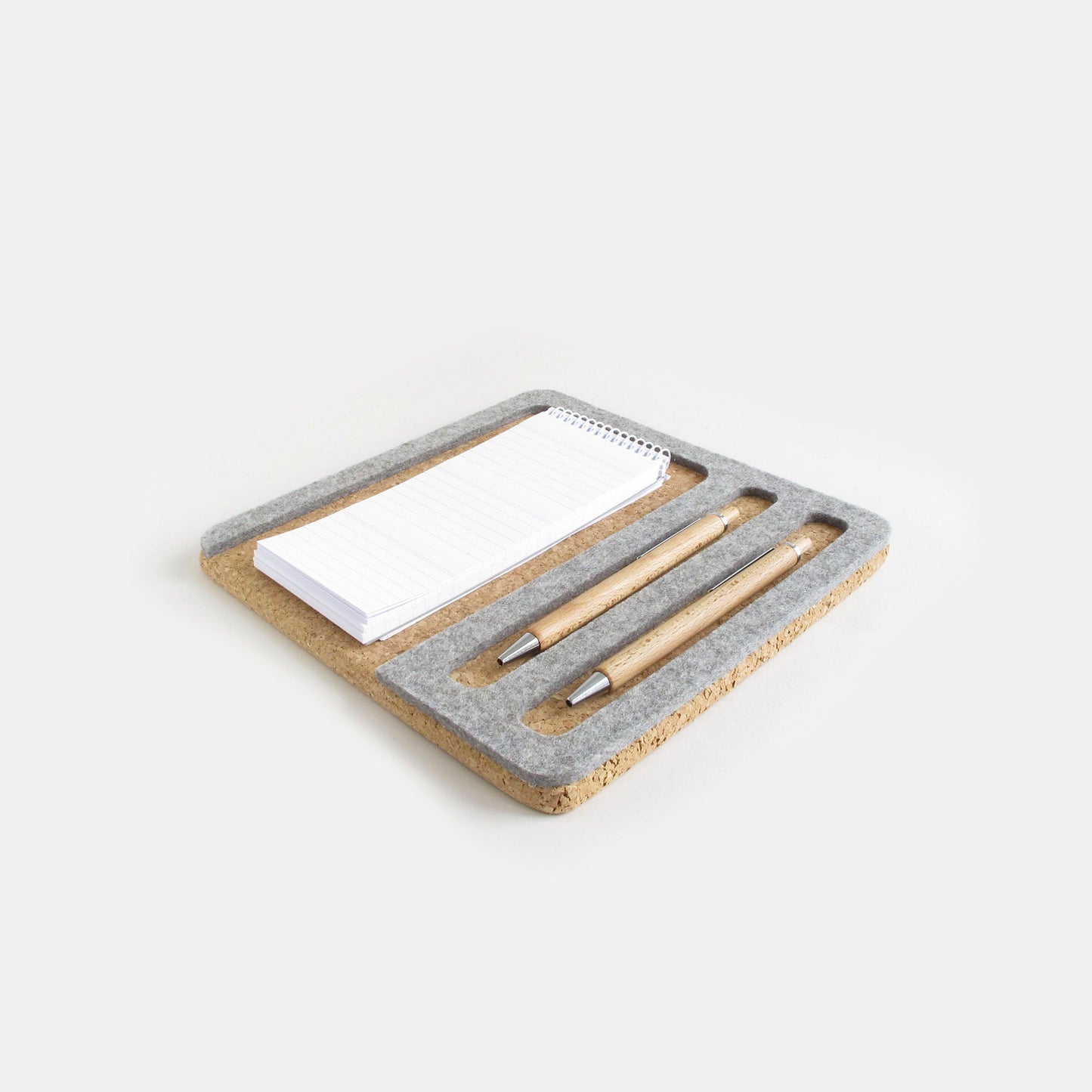 Organizer für Handy, Notizblock & Stifte | aus Filz und Kork | hellgrau